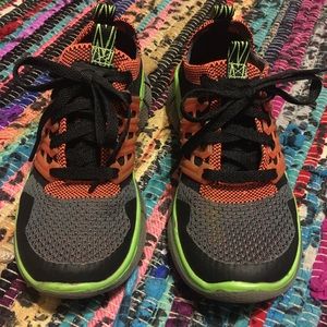 Sketchers size 13 boy tennis shoes